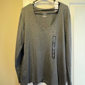 Long sleeve v-neck